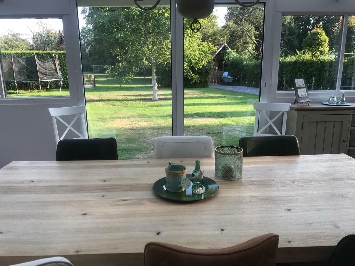 Bed and Breakfast Het Koningshofje Pelt Екстер'єр фото